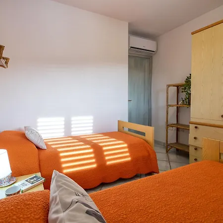 Csa - 15- Baia De Bahas By Interhome Appartement Golfo Aranci