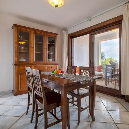 Apartamento Csa - 15- Baia De Bahas By Interhome
