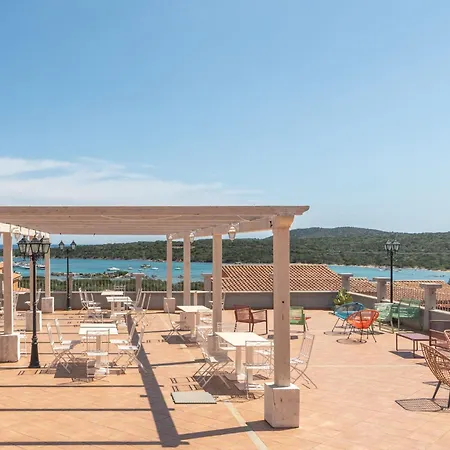 Apartamento Csa - 15- Baia De Bahas By Interhome